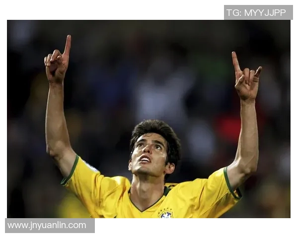 推荐阵容中的足球明星有哪些值得关注的球员及其精彩表现分析